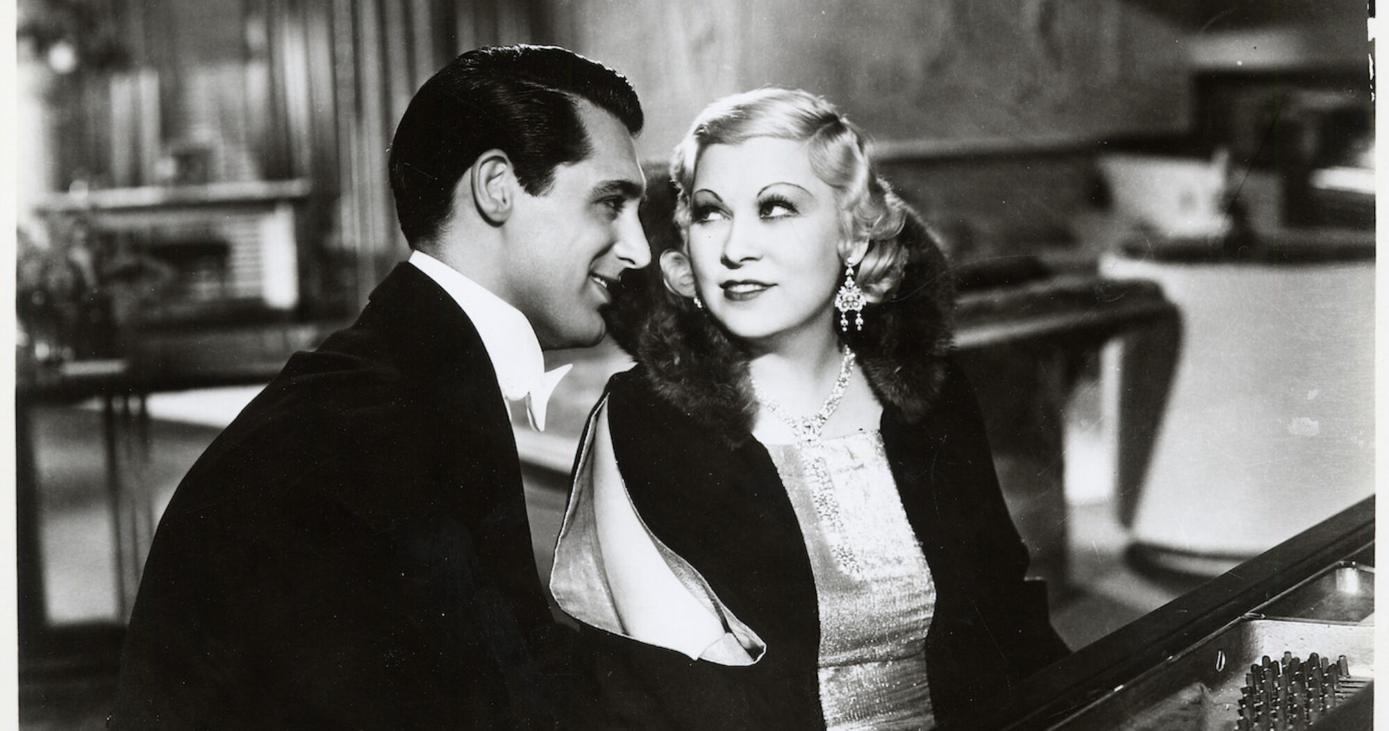 IM NO ANGEL 001 1000023506