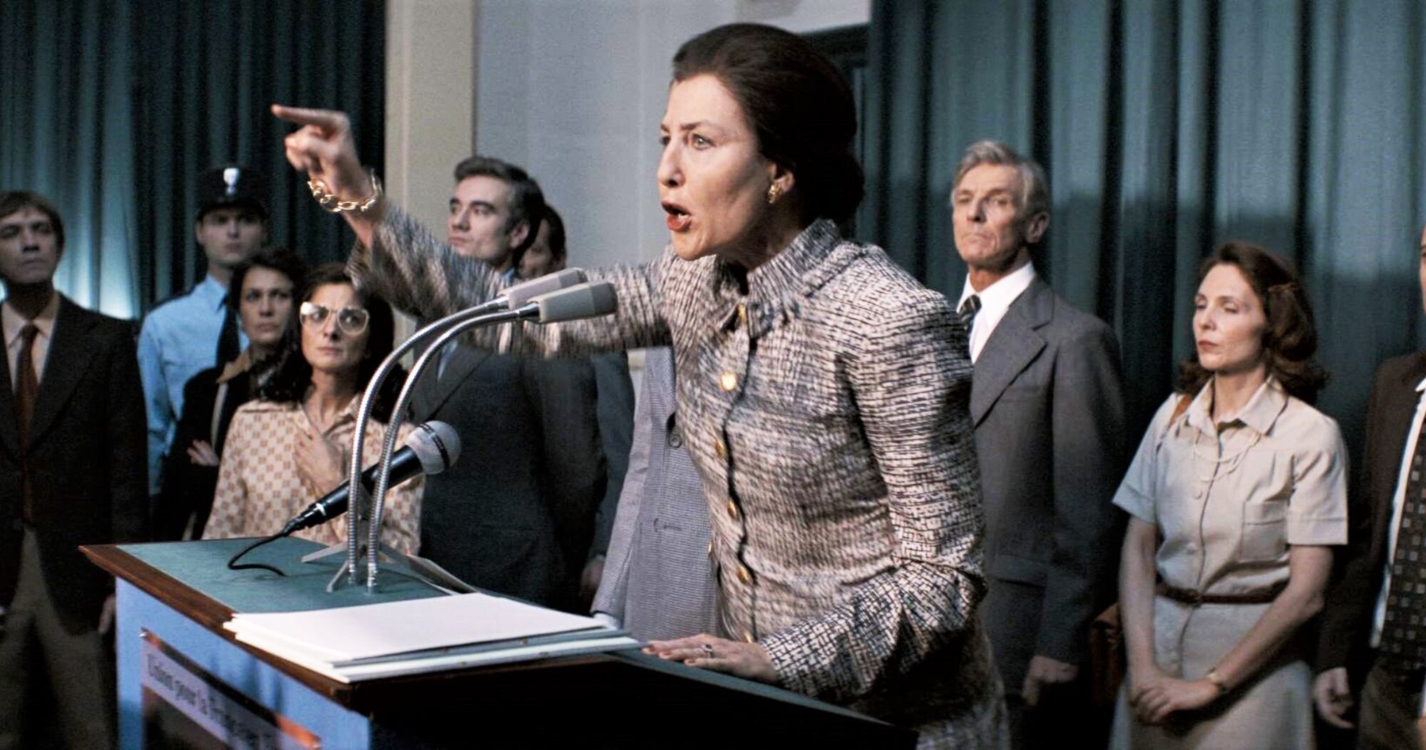 Simone Le Voyage Du Siecle Filmstill42020 Marvelous Productions France 2 Cinma France 3 Cinma