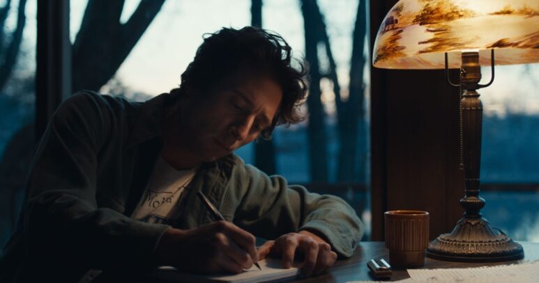 Deliver Me from Nowhere Kritik 3