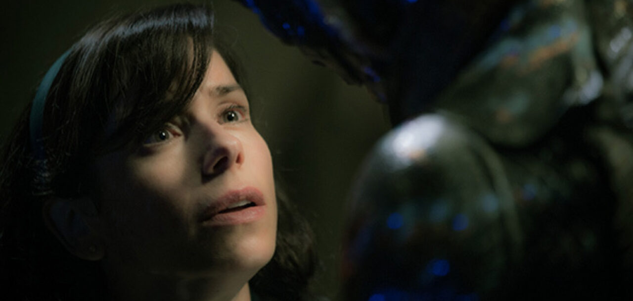 Shape of water szenen 03 elisa sally hawkins amphibian man doug jones