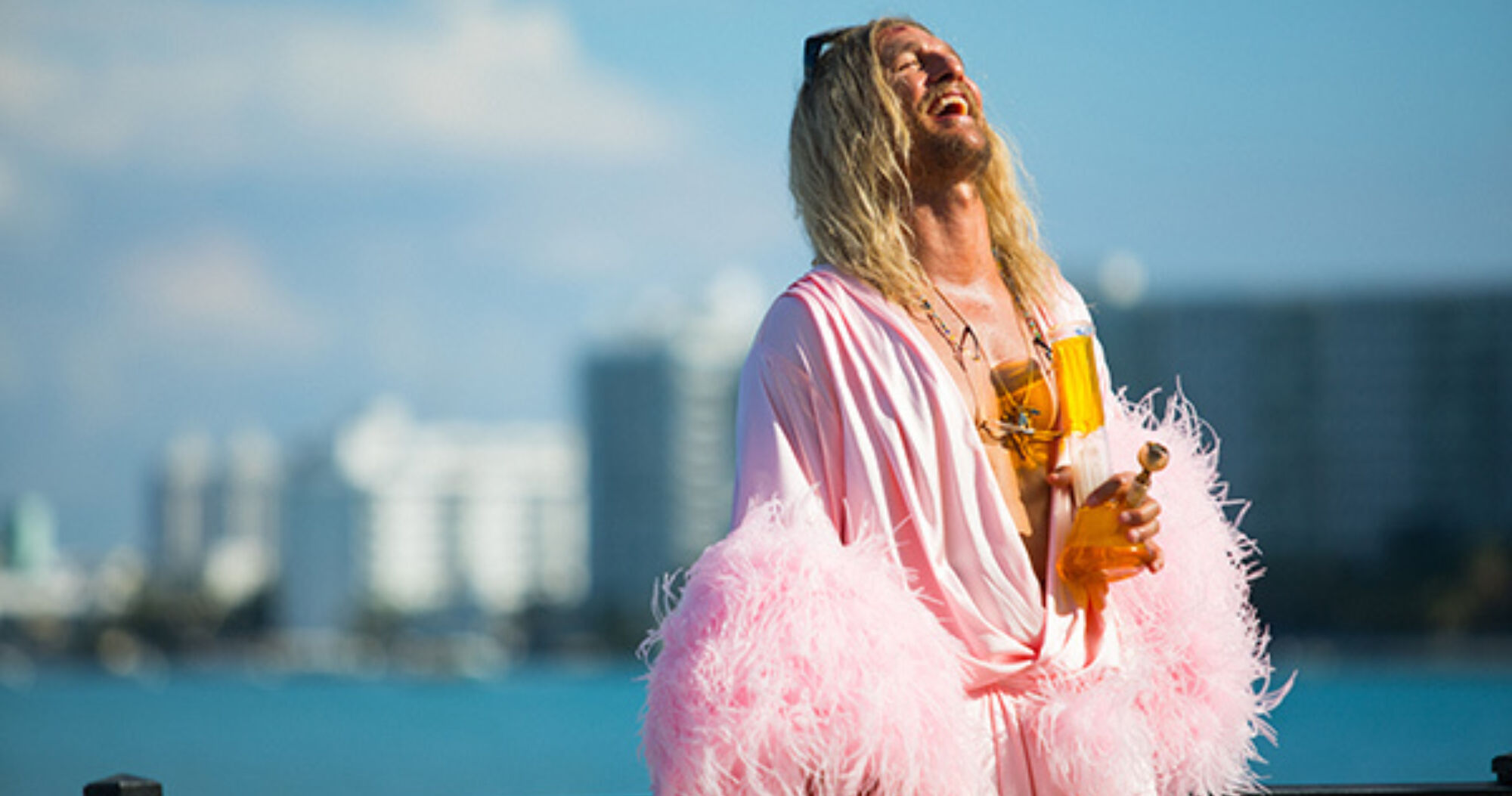 Beach bum szenen ov 02 moondog matthew mcconaughey