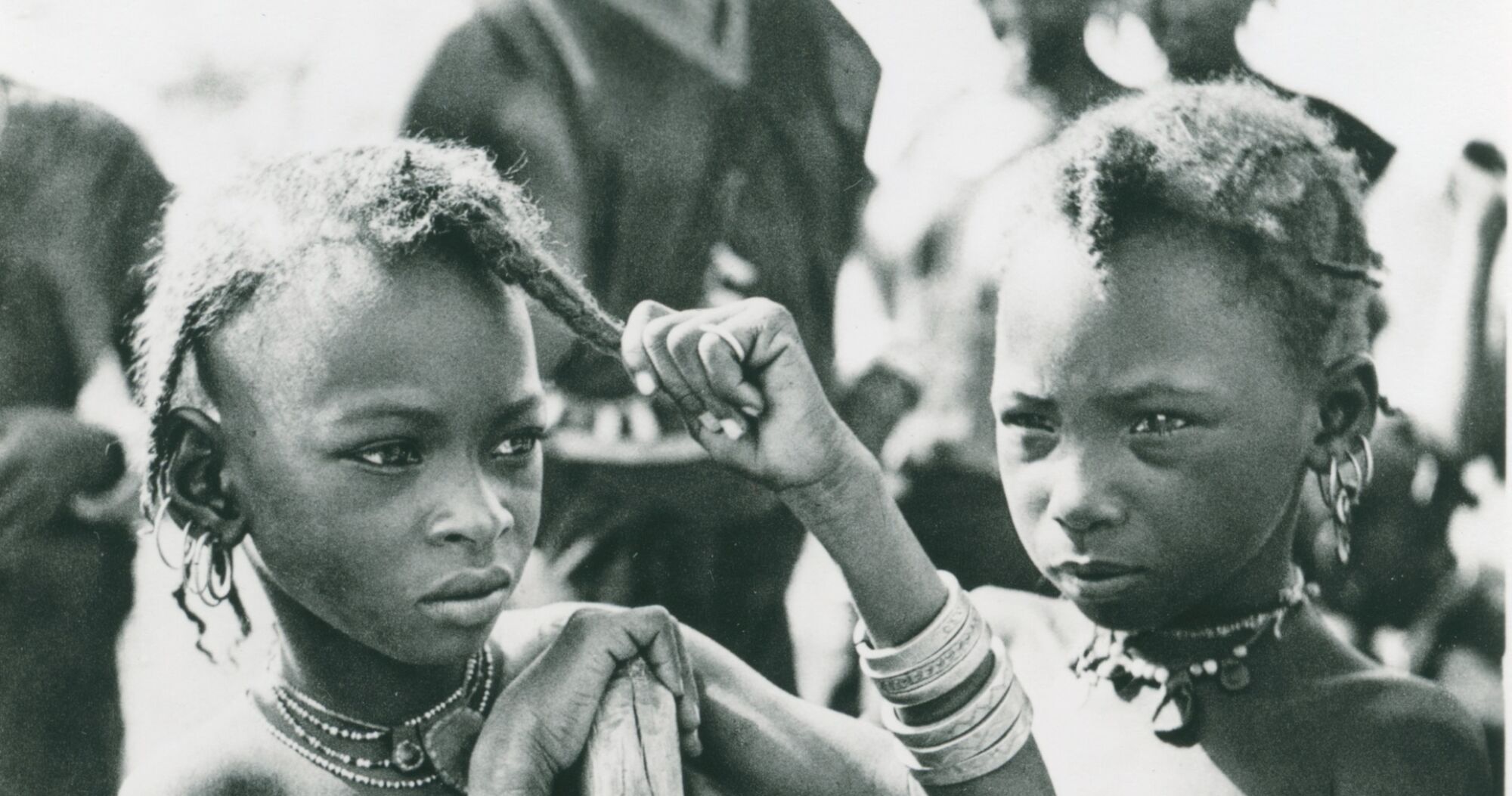 Les nomades du soleil photos de presse s collection cineematheeque suisse tous droits reeservees