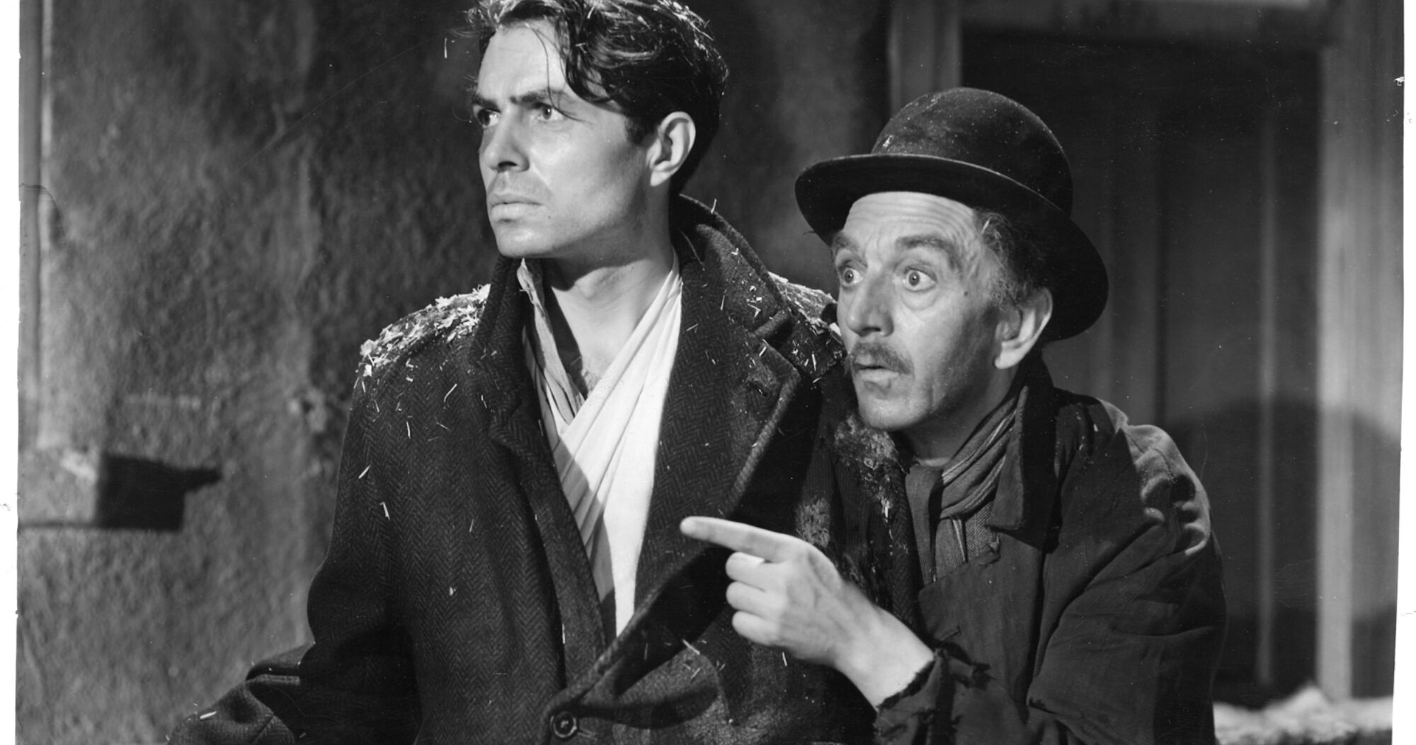 Odd man out 002 1000002478