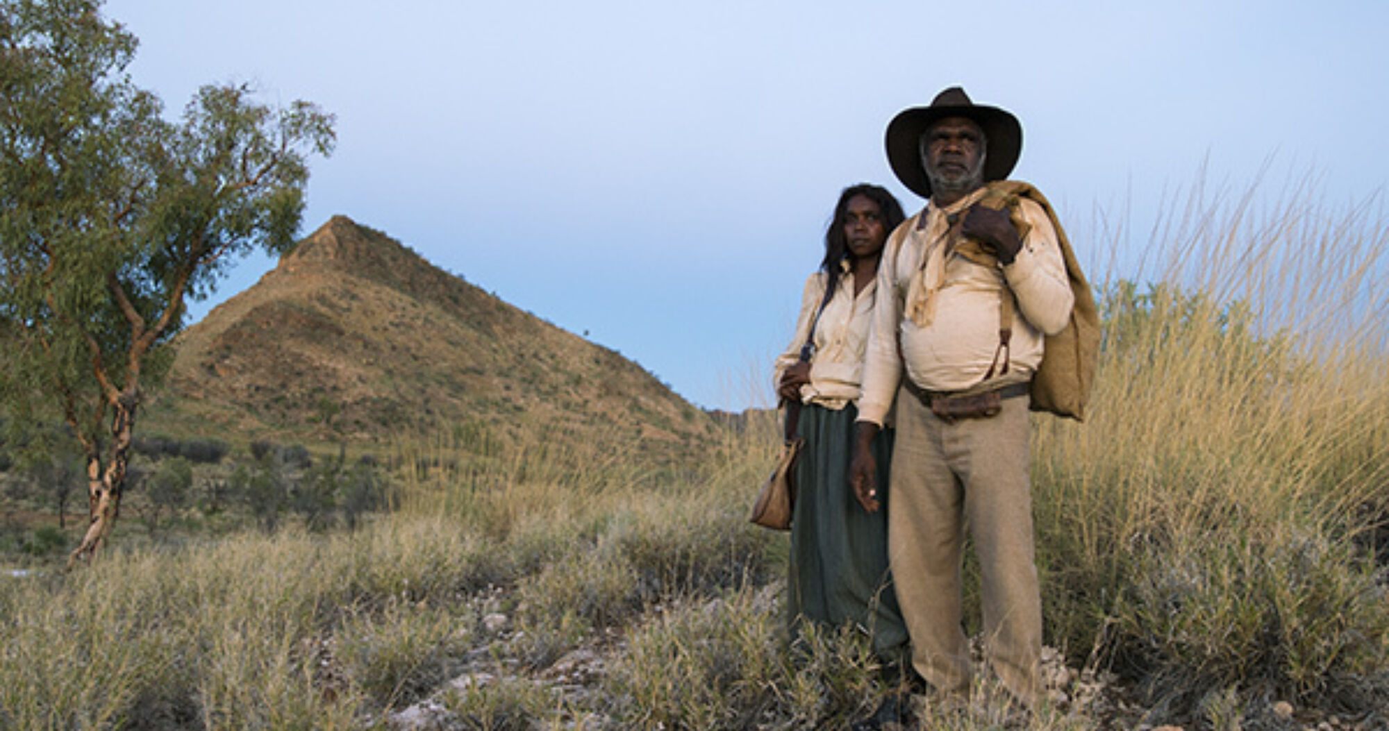 Sc markrogers 9023 hamilton morris as sam kelly and natassia gorey furber as lizzie in the landscape